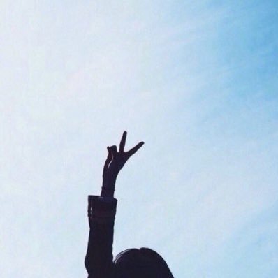 أنا لستُ مثالي ، أنا دائمًا نفسي 🖤🖤
