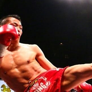 【経歴】
元MuayThaiOpenスーパーライト級チャンピオン🥊
【仕事】
現在パーソナルトレーナーと治療家をやってます。
人の健康管理とQOLの向上をお手伝いしてます。
好きな事を仕事に、人生の生き甲斐を求めている人の応援、お手伝いもしてます🙌
人生一度きり!あなたはやりたい事やるために生まれてきてます☺️