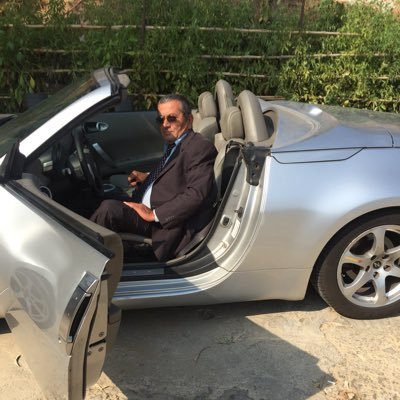 ghazal_bassam's profile picture. الحياة للاقوياء في نفوسهم