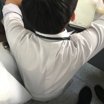 PHpxLkal4zvB14O's profile picture. แอคหลุม ไว้เล่าประสบการณ์ที่พบเจอตอนเรียน