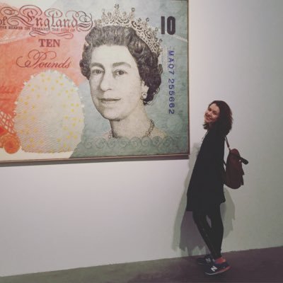 patriciaparique's profile picture. Just a girl from Prague who likes to look at the stars and hates growing up⭐️💕