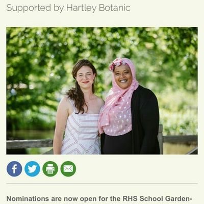 #GYO #urban #london #neighbours fruit, veg, herbs an flowers, tweets; Michelle MUM, Sch volunteer gardening lead, RHS #SGCOTY 2019  #Communitygardens ☪ Muslimah