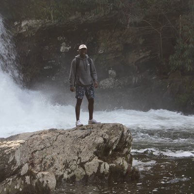 LLOU_NABORS's profile picture. 