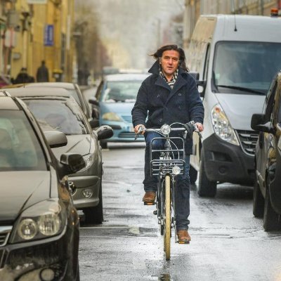 militant écolo, élu local , pourfendeur de grands projets inutiles et imposés, thuriféraire de l'énergie citoyenne, amoureux du vélo