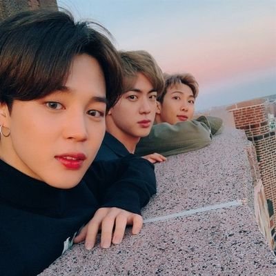 i am army blink's otaku and i like to visit USA šŗš²šŗš² Korea š°š·š°š·āā
