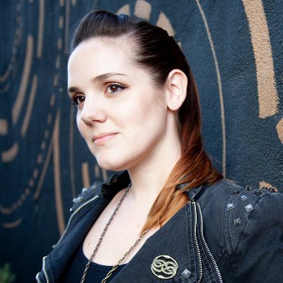 Senior Producer at @bonfirestudios working on Arkheron | Former Arclight Rumble, Overwatch and Diablo III Dev | She/Her | Costumer | personal account