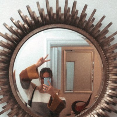 carmelasophiia's profile picture. 