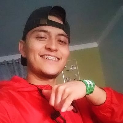Amo, vivir y la musica todo ritmo, aprovechar cada bendito segundo de vida al MAXIMO DE LA MANO DE DIOS Y LOS QUE AMO Y ME AMAN.