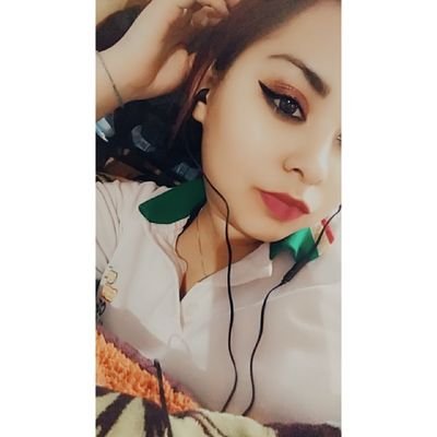 NayeliiHernnde3's profile picture. ✨Welcome to my world✨