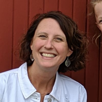 Prevention researcher focused on diet and tobacco use. Assistant Professor of Family and Community Medicine at Penn State Hershey. Avid gardener. Veggie lover.