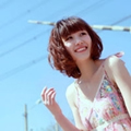 Love my fashion life and share all my opinion about fashion trend.