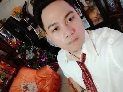 HojillaYanz's profile picture. Bio under construction
