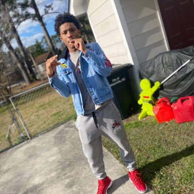 bbaturbo93's profile picture. It’s BigTurbo🖤🛑....Play With that 5 you gone DIE #LLBL🅱️🅱️🅰️ #LLT snap//ffb.jai93