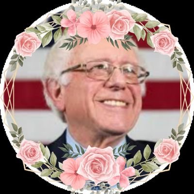 One of the many #teachers4bernie and another misgendered Bernie bro
#Bernie2020 #womxnforbernie #womenforbernie #notmeus #berniesanders