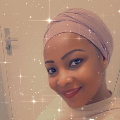 FainaMadjid's profile picture. bien