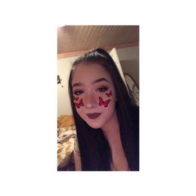 sarahlori8's profile picture. Caprisun🥤
