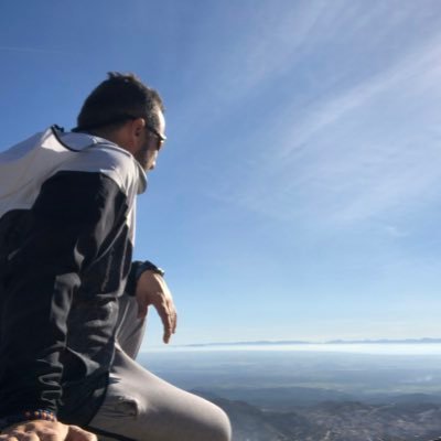 SonadorF's profile picture. Docente, deportista, madridista