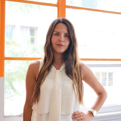 Ingeniera Comercial, con foco en disminuir brecha de talentos digitales en especial en términos de género @HackgirlsChile @Desafiolatam https://t.co/s6JtWwPnU1