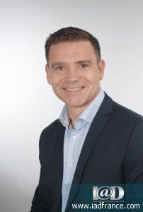 J'ai à mon actif plusieurs vies bien remplies dans des secteurs variés. Passionné d'immobilier, je suis aujourd'hui le créateur de https://t.co/LaAatG61h2