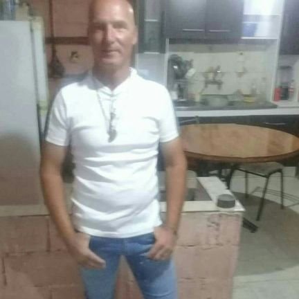 palabra que nunca hay que olvidar :permiso, porfavor y gracias, ser humilde se logra grandes cosas. hincha de belgrano de córdoba