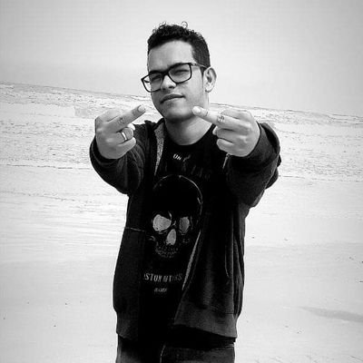 IsacLino's profile picture. O idiota no país dos espertos.