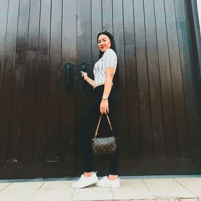 HazelJan_09's profile picture. 19✨|| Bellá Dama🌹