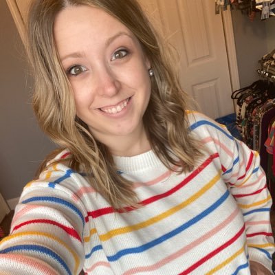 lizhahs's profile picture. Wife, Momma of 2, 3rd Grade Teacher