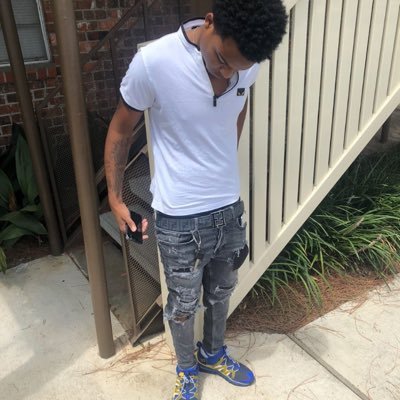 dedrrickc's profile picture. 