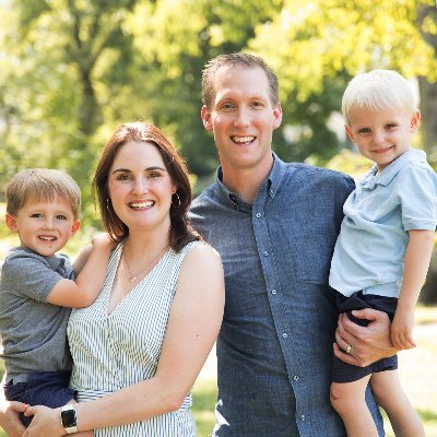 Recovering journalist turned nonprofit content creator. Houston-born, Philly-raised, NYC-taught, MT-GA-PA-IL-TN-WA lived and Nashville-settled. +Wife&Twin Mom