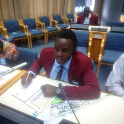 Munywoki016's profile picture. political analyst, strategist and conservationist