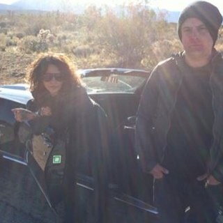 GirlGirlDDR's profile picture. Inner Robot follows all who follow @DeepDarkRobot @RealLindaPerry & @ttgopp DEEP DARK ROBOT Por Vida!!