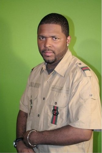 MANAGEMENT FOR CORE DJ REESE CHICAGO AND BOOKING AGENT TO THE STARS NOW BOOKING ANY ARTISTS OR ENTERTAINER