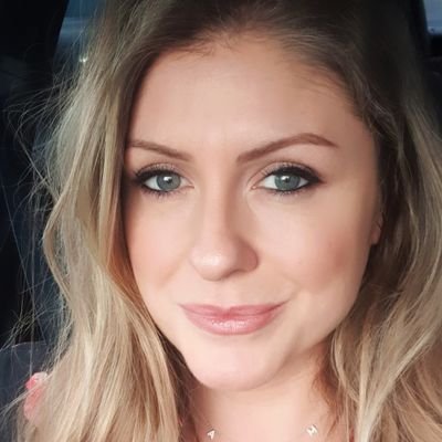 MichelleKMakeup's profile picture. Freelance MakeUp Artist 16 years❤  Editorial🌟Bridal🌟Celebrity🌟 Masterclasses🌟 Insta: @michelle_kinsella_makeup🌟Mail: michelle@michellekinsella.ie