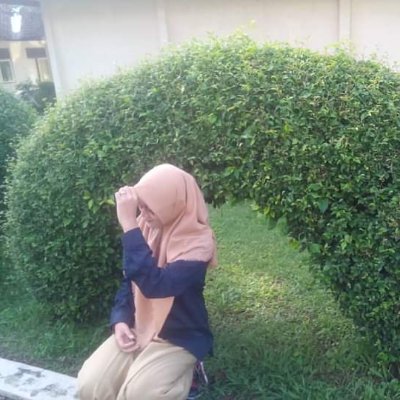 ar_rhien497's profile picture. Manusia perasa
Penikmat karya
Pecandu kata
0896-5485-9000 (bisnis inquires)