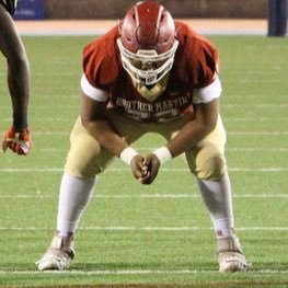 Athlete 22’| 6’2 O-line| Let’s ride 72🤩. R.I.P Pops all this success fa you💔🤞🏽