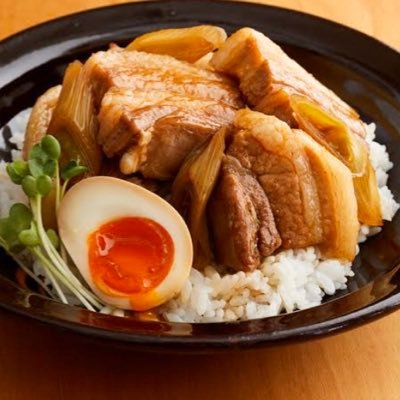 手抜きに見えるけどすごく美味しい料理やりたい、知りたい垢です！絶賛手抜き料理実施中！料理好きな方！もろもろ相互フォローおねがいします！