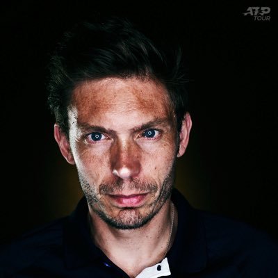 Joueur de tennis professionel @Atpworldtour #gamersducoeur Nicolas Mahut INSTA : nicomahut / 📩 fabien@17-sport.com