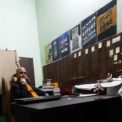 pranav_shandil's profile picture. Research scholar /IMS BHU/

Medical sociology/

Ex.NCC cadet-senior division/ 🛩️ 7 Up air sqn.Ncc BHU{Air wing}🇮🇳