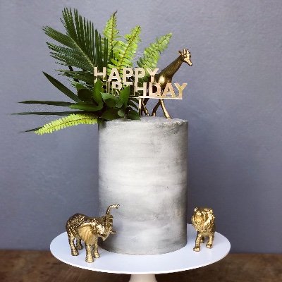 PrettyBakedCo's profile picture. ▪️ Cake Designer
▪️ Bespoke Contemporary Cakes
▪️ info@prettybaked.co.za ▪️No DMs please email