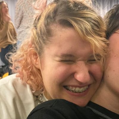 HoneyToastLia's profile picture. Musik und Singen sind schon toll ll irgendwie seltsam ll feminist ll pan ll she/they💞 ll gender-ish ll queer goddess.