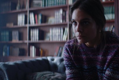 LAURA HASN'T SLEPT - a short film starring Caitlin Stasey and Lew Temple. Written and directed by Parker Finn (@parkerjfinn).