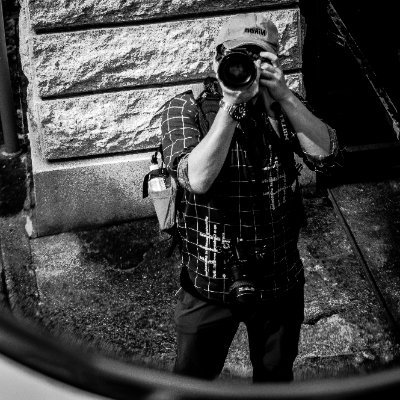 micro_osato's profile picture. 