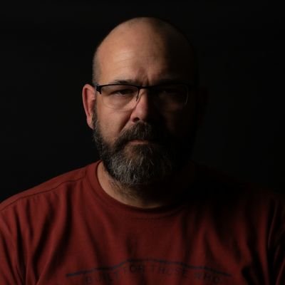 I'm a photographer who's passion is for hire in Eugene, Oregon.