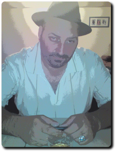 aimsapiens's profile picture. extraterrestre en mal d'amour. Je follow, tu follow, il follow, nous followons (sauf les profils commerciaux)