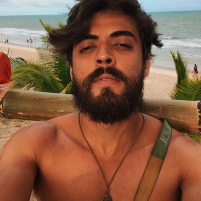Tatuador e engenheiro @jeanwaltersl @alientattoo_