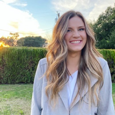 AlisonJordan5's profile picture. marketing @MadeGoods | potter | auntie