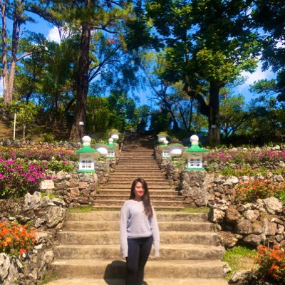 kemryy's profile picture. life is short. make each hair flip fabulous.