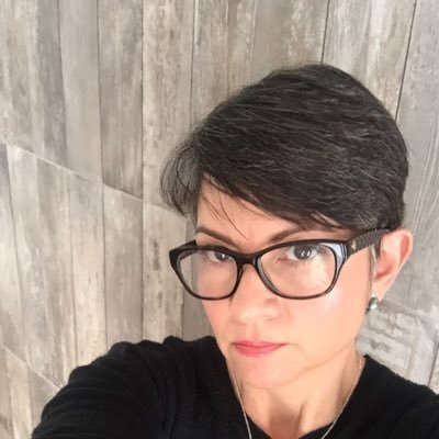 Nutrióloga, investigadora, devota de la educación nutricional y la práctica basada en evidencias.