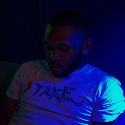 Upcoming R&B Artist, #LLKK💜 #LLJJ💚. “Numb” out on all platforms ⚡️