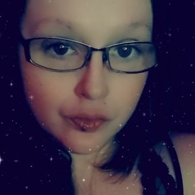I'm a 28 year old wife and mother. My life is messy and frustrating but I'm happy. I don't like drama so don't bring it to my life.